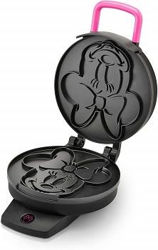 Disney Minnie Mouse Waffle Maker review