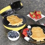 Best 5 Cool, Fun & Cute Shaped Waffle Makers & Irons Reviews